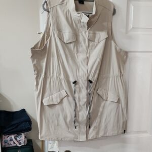 Torrid Light Tan Sleeveless Vest Never Worn